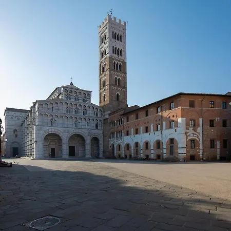 Feriehus Casa Del Campanaro Centro Storico Di Dentro Le Mura *