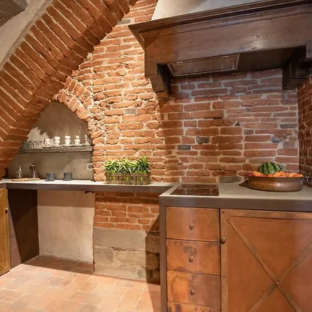 Casa Del Campanaro Centro Storico Di Dentro Le Mura Lucca