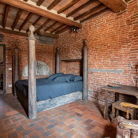 Holiday home Casa Del Campanaro Centro Storico Di Dentro Le Mura